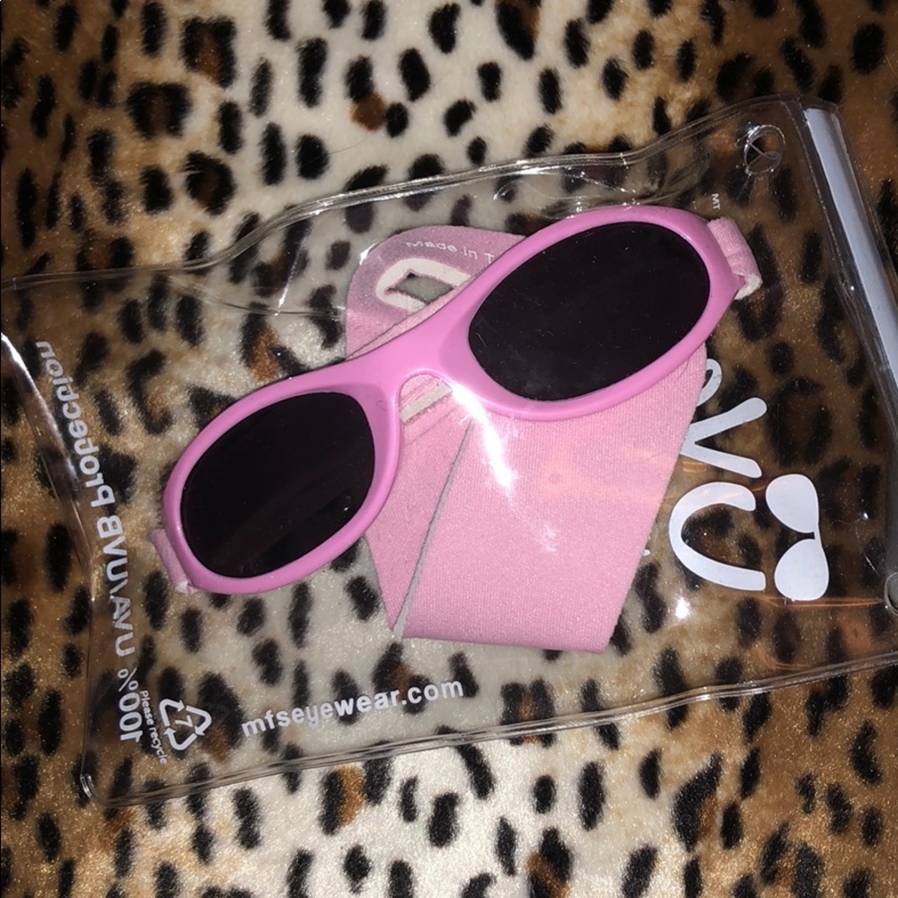 UVeez sunglasses baby pink accessories